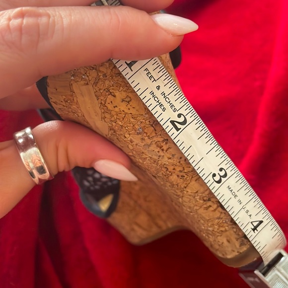 Fergalicious by Fergie black denim espadrilles with lace design - Picture 3 of 6